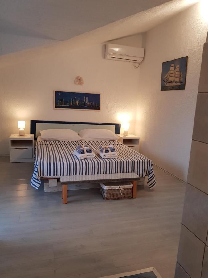 Apartmani Mlaja Trpanj Buitenkant foto